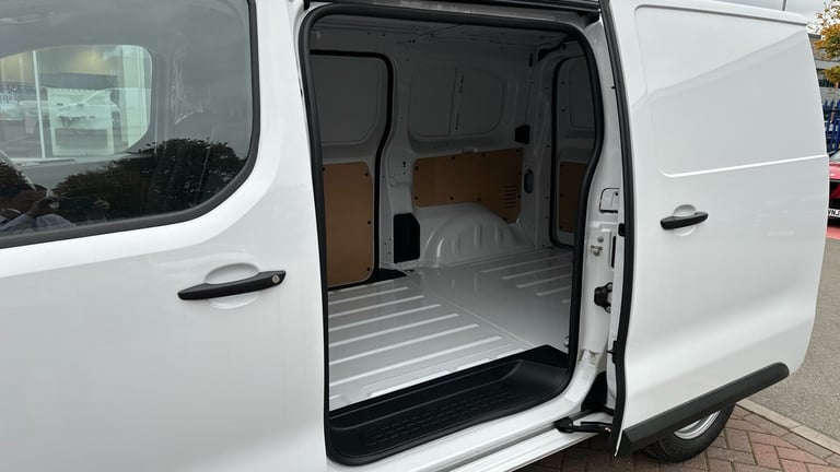 2024 Citroen Dispatch 1.5 BlueHDi Enterprise M Panel Van 6dr Diesel Manual MWB Euro 6 (s/s) (120 ...