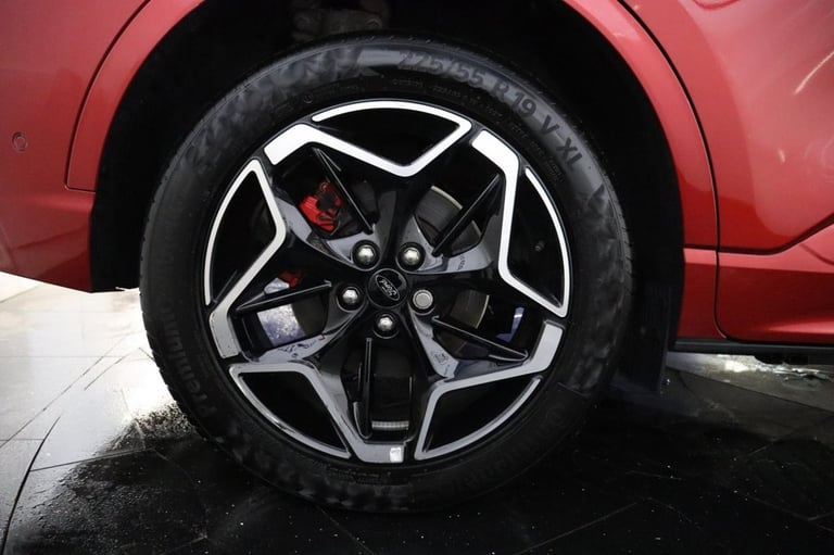 2024 Ford Kuga 2.5 Duratec 14.4kWh ST-Line X 5dr CVT (PAN ROOF) Automatic