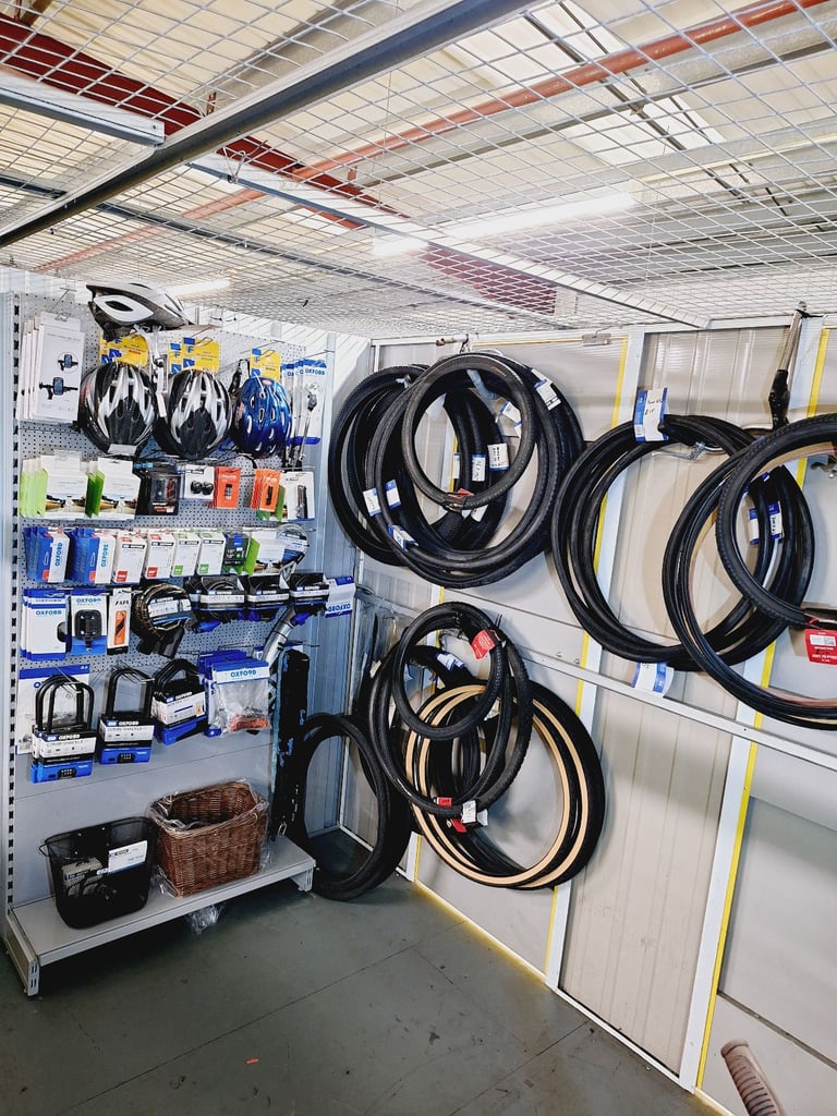  🚲🚲Pristine Vintage Dutch Road Bike 10 Speed M Frame 700C Wheels  Warranty Serviced  🚲