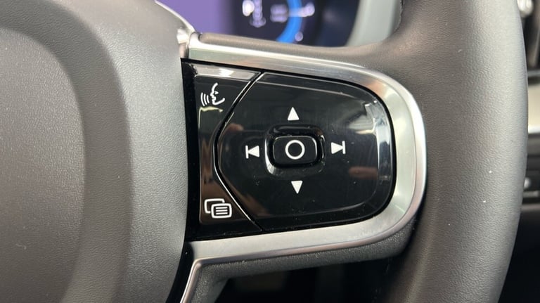 2023 Volvo XC60 2.0 T6 [350] RC PHEV Plus Dark 5dr AWD Geartronic ESTATE PETROL/ELECTRIC Automatic
