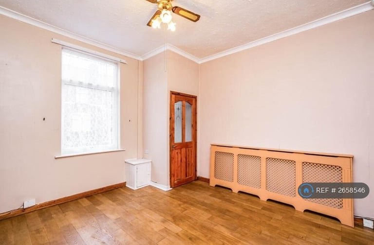 2 bedroom house in Pendlebury Road, Swinton, Manchester, M27 (2 bed) (#2658546)