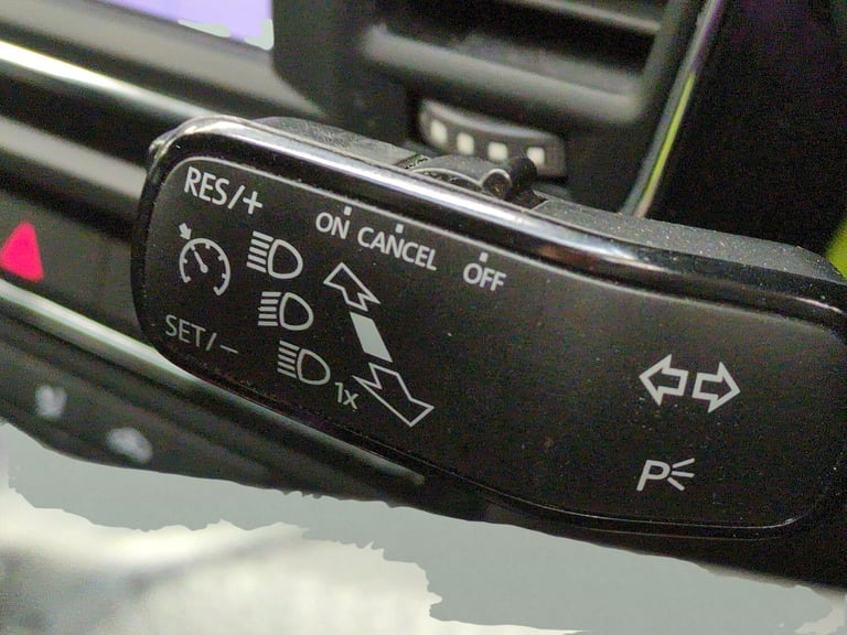 2018 SEAT Leon 2.0 TSI Cupra 300 3dr HATCHBACK PETROL Manual