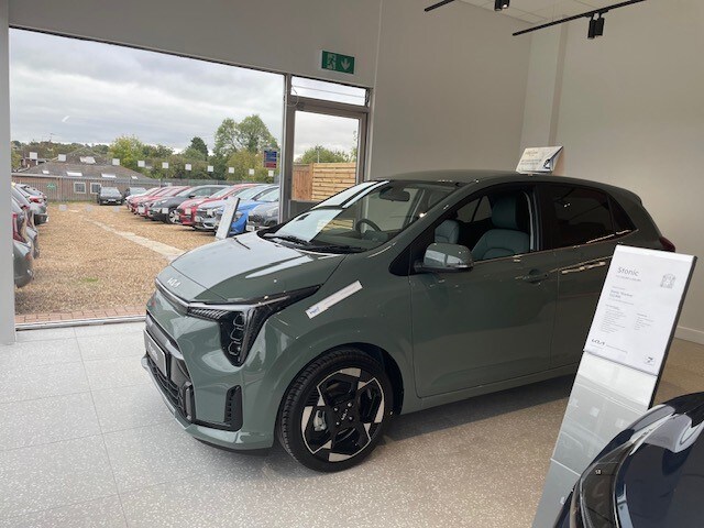  Kia Picanto 1.0 2 Hatchback 5dr Petrol Amt Euro 6 s/s 62 Bhp Petrol