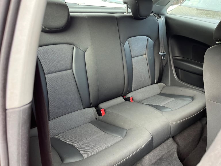 2011 Audi A1 1.6 TDI Sport Euro 5 (s/s) 3dr HATCHBACK Diesel Manual