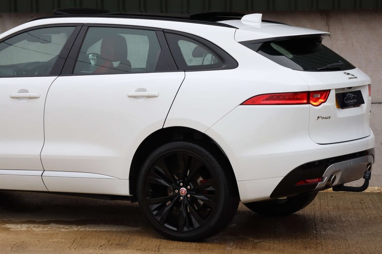 2017 Jaguar F-Pace 3.0d V6 S 5dr Auto AWD ESTATE DIESEL Automatic