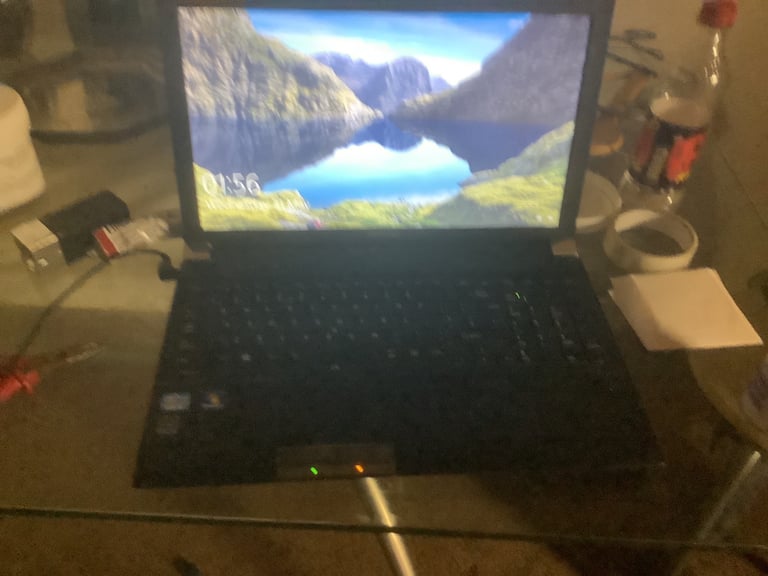 Window 10 laptop 