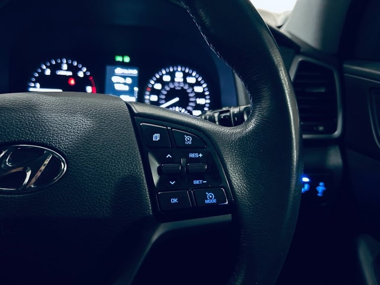 HYUNDAI TUCSON 2.0 CRDI BLUE DRIVE PREMIUM SE SUV DIESEL MANUAL EURO 6 2016