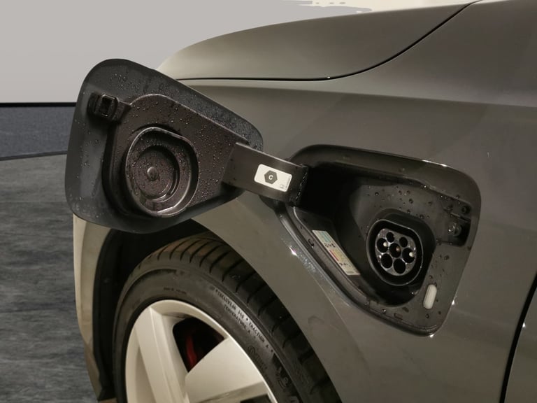 2022 Volkswagen Golf 1.4 TSI 13kWh GTE Hatchback 5dr Petrol Plug-in Hybrid DSG Euro 6 (s/s) (245 ...
