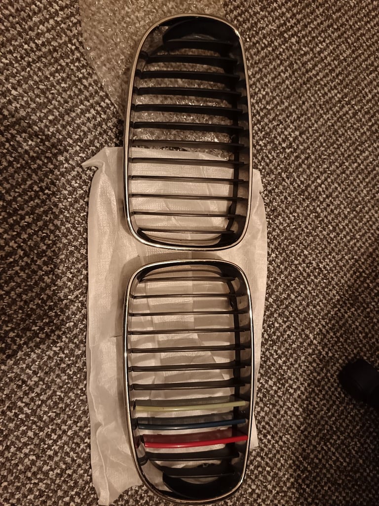 image for BMW 1 Series Coupe Kidney Grills Original M Sport