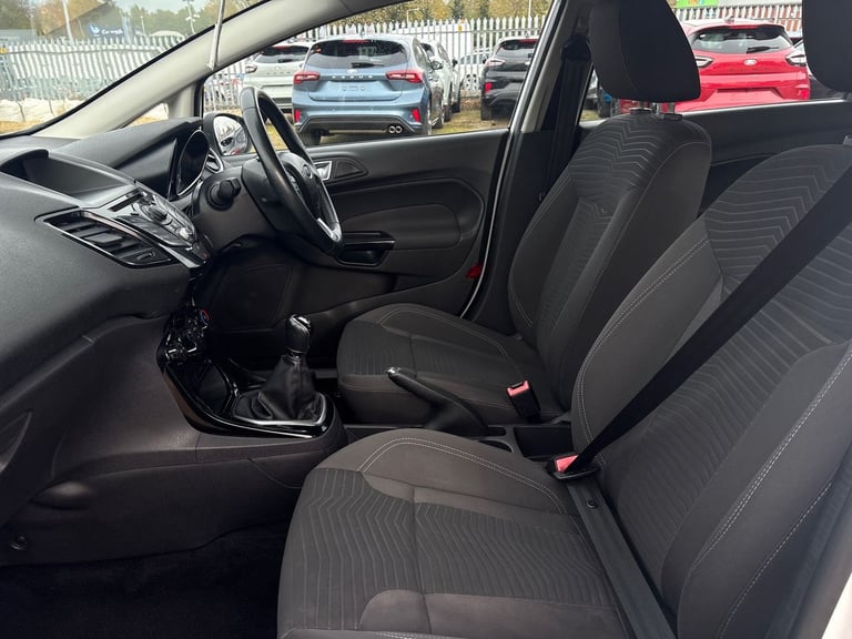 2013 Ford Fiesta 1.25 82 Zetec 5dr Hatchback PETROL Manual