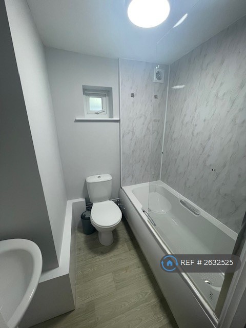 1 bedroom flat in South Market Road, Great Yarmouth, NR30 (1 bed) (#2632525)