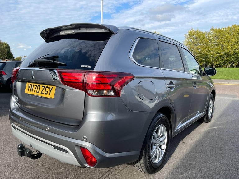 2020 Mitsubishi Outlander 2.4h TwinMotor 13.8kWh Verve CVT 4WD Euro 6 (s/s) 5dr ESTATE Petrol/Ele...