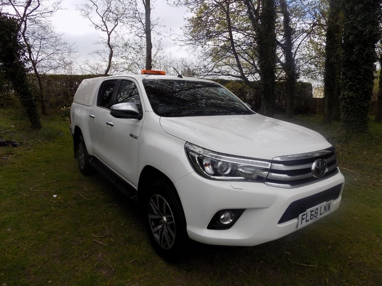 2018 Toyota Hilux Invincible D/Cab Pick Up 2.4 D-4D Auto PICK UP Diesel Automati