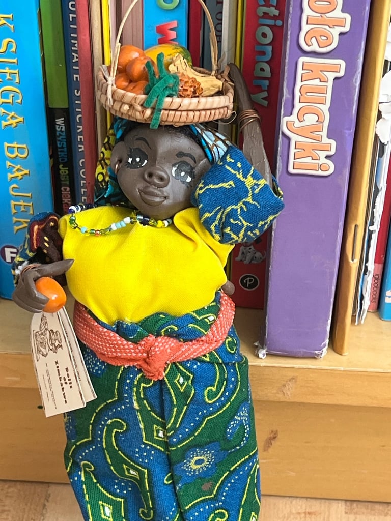 Vintage souvenir dolls 