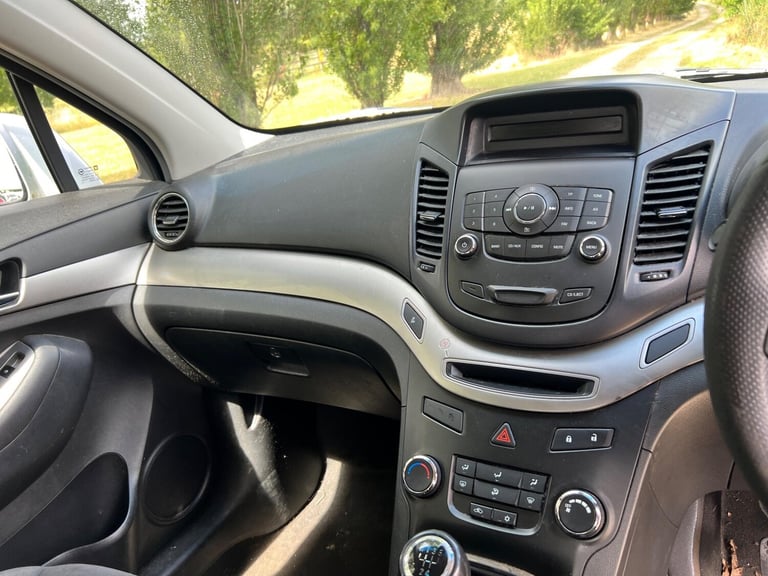 2012 Chevrolet Orlando 1.8 LS Euro 5 5dr MPV Petrol Manual