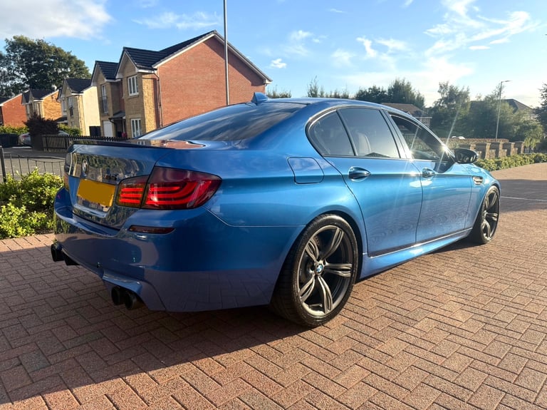 BMW M5 4.4 V8 DCT swap px 