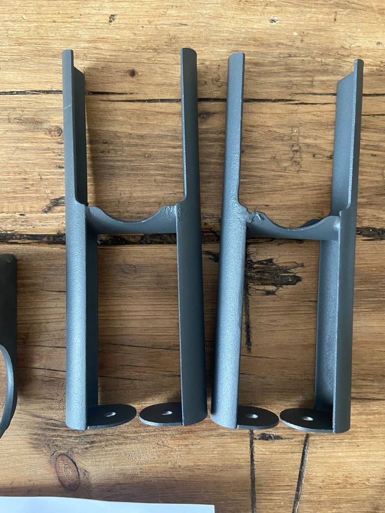 anthracite double radiator floor mount bracket