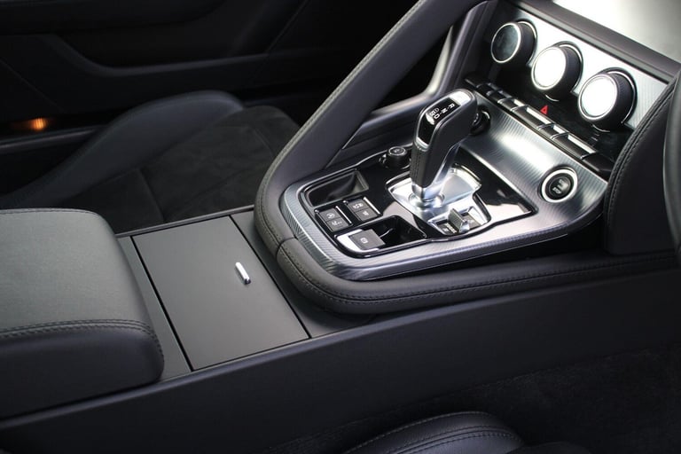  Jaguar F-Type 3.0 V6 R-Dynamic Auto Euro 6 (s/s) 2dr Petrol Automatic