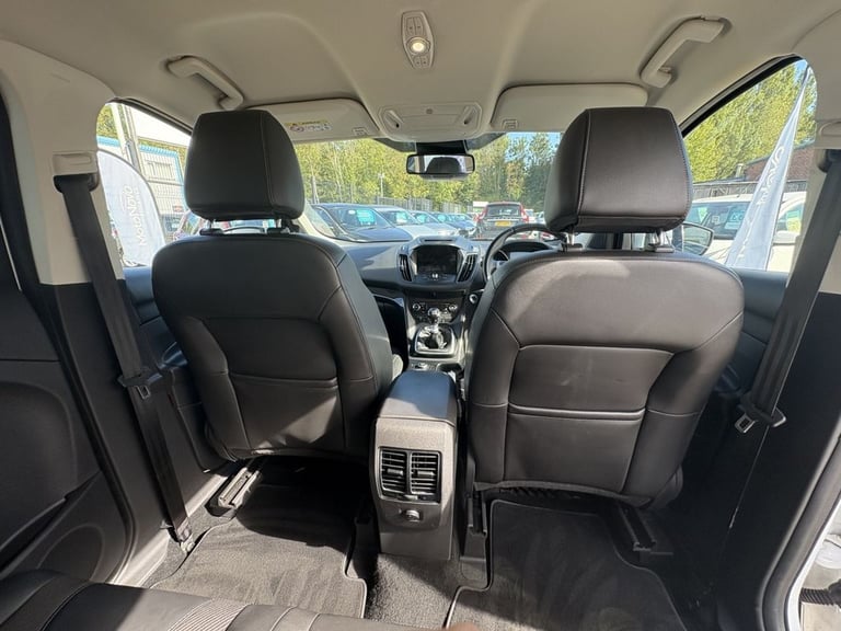 2016 Ford Kuga 2.0 TDCi Titanium SUV 5dr Diesel Manual 2WD Euro 6 (s/s) (150 ps) HATCHBACK Diesel...