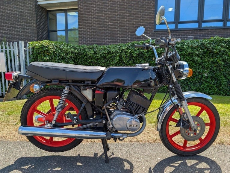 image for YAMAHA RD200 