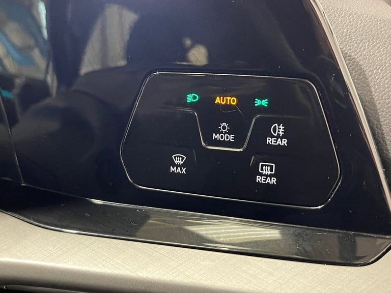 2021 Volkswagen Golf 1.5 eTSI MHEV Life Hatchback 5dr Petrol Hybrid DSG Euro 6 (s/s) (150 ps) Hat...