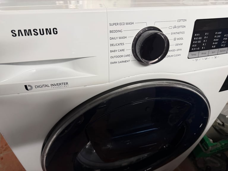 Samsung eco bubble 9kg Washing machine AddWash