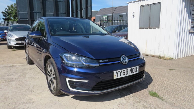 image for 2019 Volkswagen Golf 35.8kWh e-Golf Auto 5dr HATCHBACK Electric Automatic