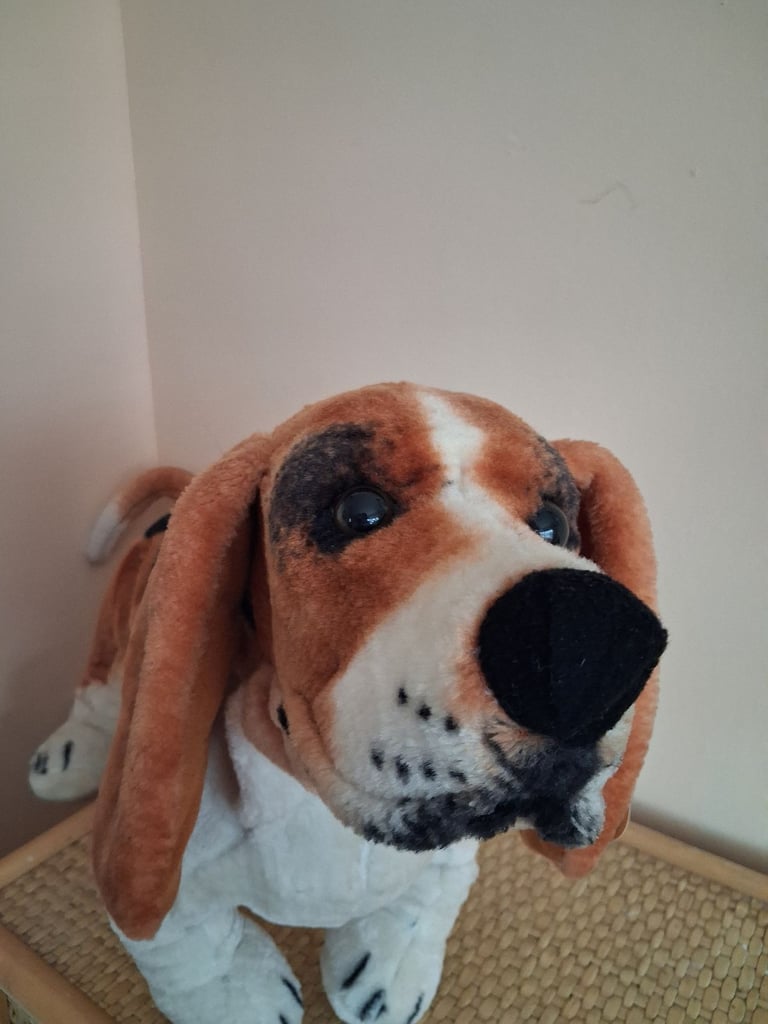 Melissa and doug basset hound soft toy 