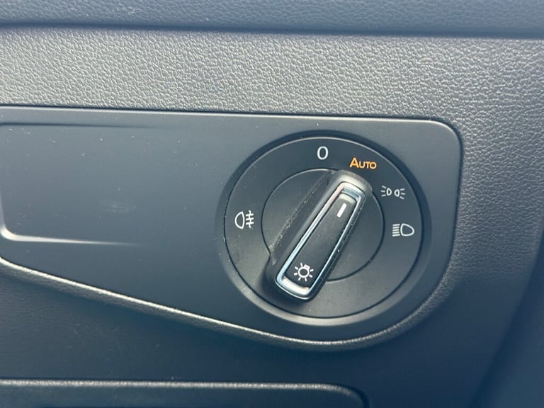2021 Volkswagen Tiguan 1.5 TSI Life SUV 5dr Petrol Manual Euro 6 (s/s) (150 ps) SUV Petrol Manual