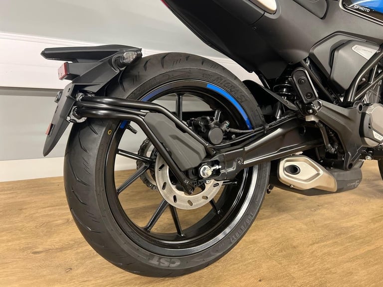 2025 Cf Moto Cl-X 300CL-X Petrol black 6 Speed