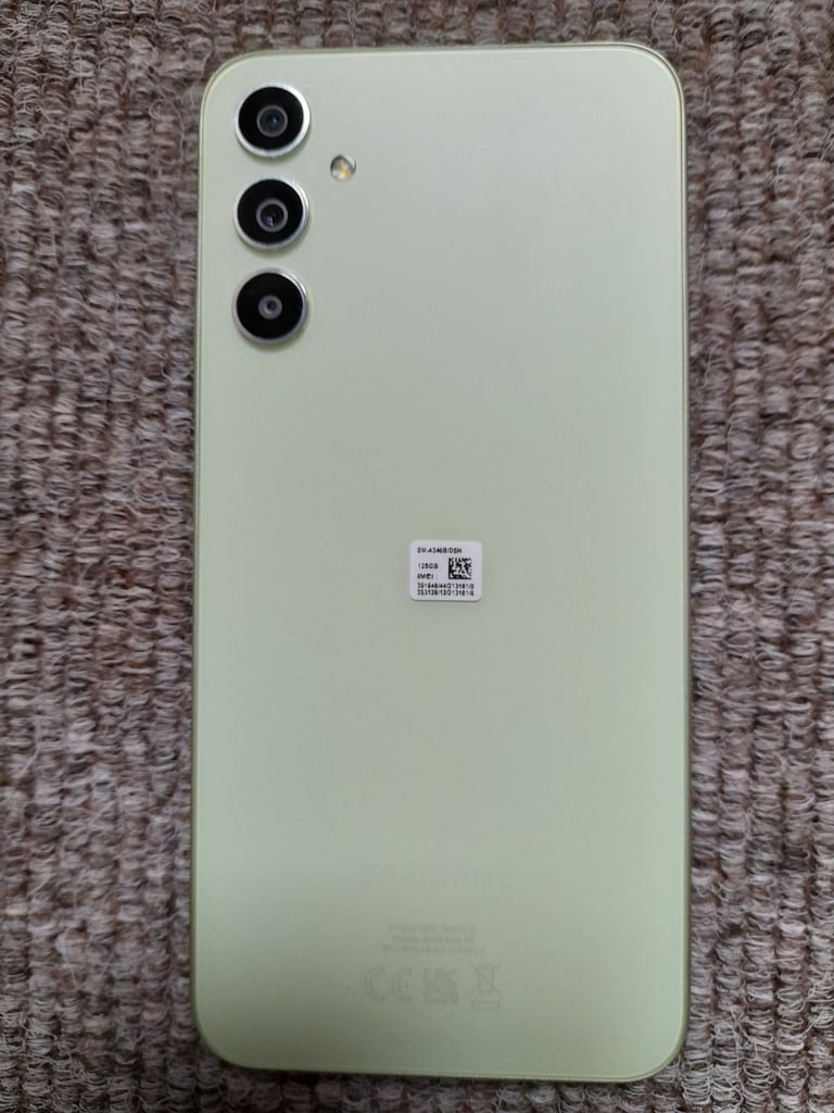 Samsung Galaxy A34.