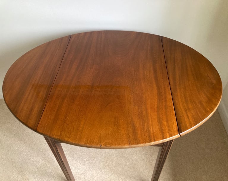 Georgian Oval Pembroke Table