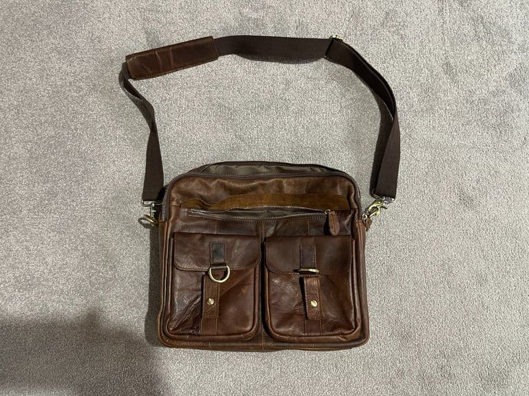 Used Men's Bags, Rucksacks & Satchels for Sale in Leicester, Leicestershire  | Gumtree