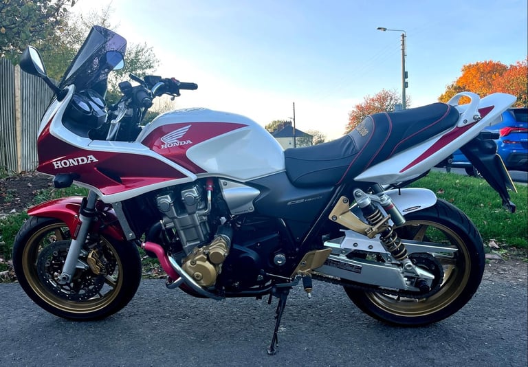 HONDA CB1300SA-5, 2007(07), ONLY 10,547 MILES, FSH, STUNNING BIKE, £4995