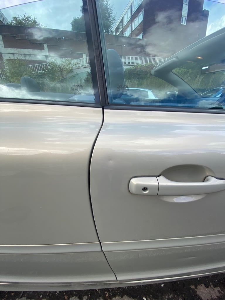 Volvo, C70, Convertible, 2006, Manual, 2435 (cc), 2 doors