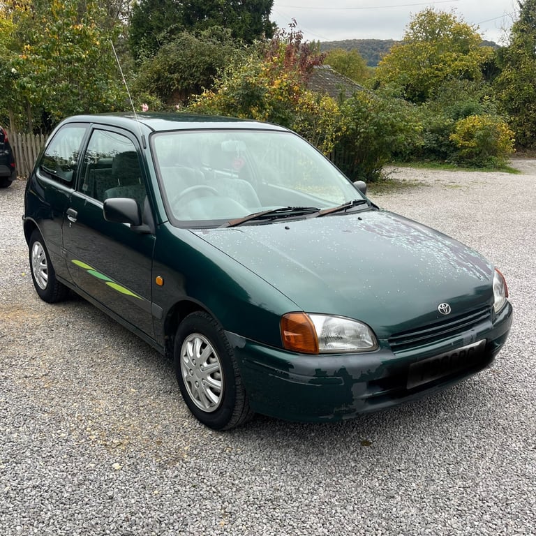 Toyota, STARLET, Hatchback, 1996, 1332 (cc), 3 doors