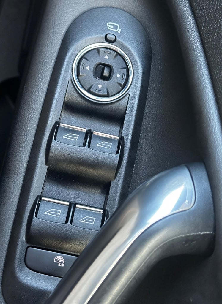 2012 Ford Mondeo 2.0T EcoBoost Titanium X Sport Powershift Euro 5 5dr HATCHBACK Petrol Automatic