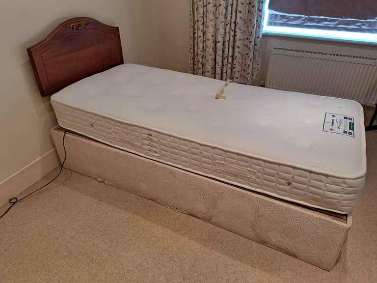image for Electrically adjustable single bed with mattress