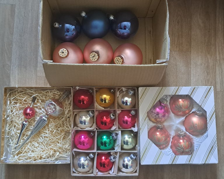 image for Beautiful vintage glass Christmas baubles and tree toppers. 