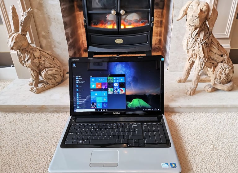 Dell, Big Screen,dual core, 4GB, 500GB SSD, Office 2021, Windows 11 Pro, 17.3 inch laptop -RRP £1600