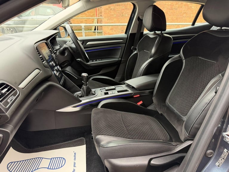 2017 Renault Megane 1.5 dCi Dynamique Nav 5dr HATCHBACK DIESEL Manual