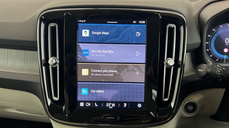 2022 Volvo XC40 2.0 B4P Plus Dark 5dr AWD Auto ESTATE PETROL Automatic