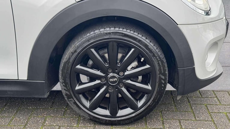  MINI Convertible 1.5 Cooper 2dr Auto Convertible Petrol Automatic