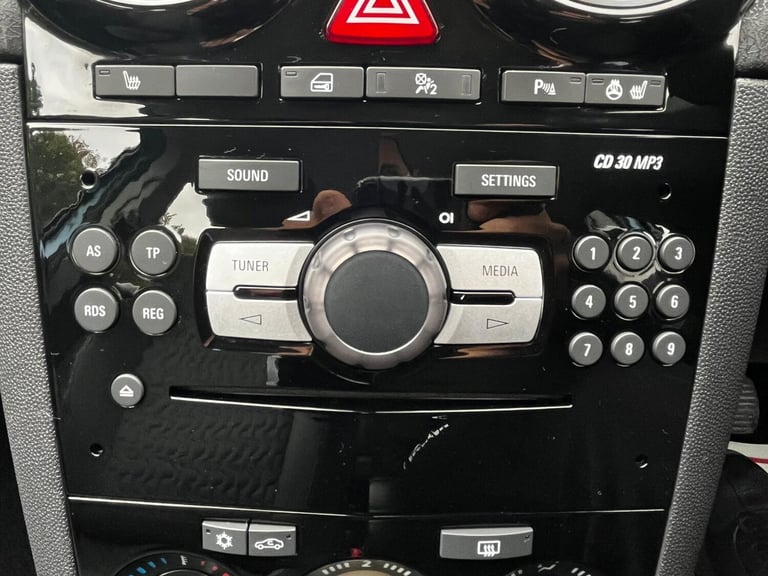 2014 Vauxhall Corsa 1.4 16V SE Hatchback 5dr Petrol Manual Wide Ratio Euro 5 (100 ps) Hatchback P...