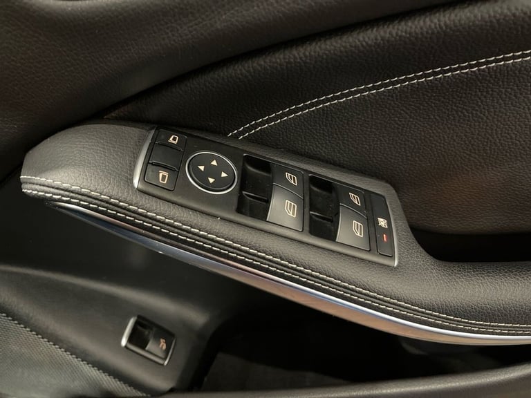 2016 Mercedes-Benz GLA 2.1 GLA220d Sport SUV 5dr Diesel 7G-DCT 4MATIC Euro 6 (s/s) (177 ps) Diese...