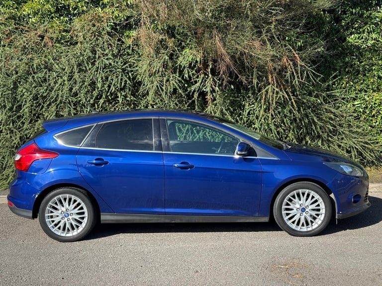  Ford Focus 1.0T EcoBoost Zetec Euro 5 (s/s) 5dr Petrol Manual