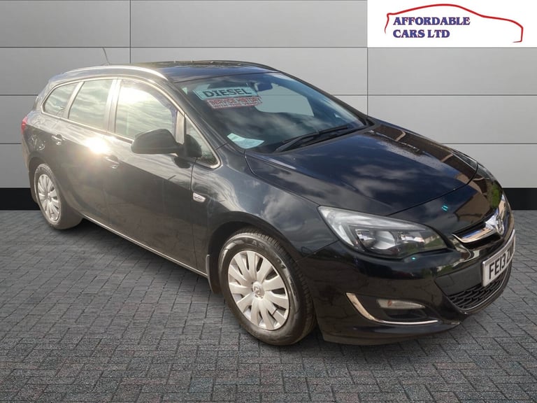 2013 Vauxhall Astra 1.7 CDTi 16V ecoFLEX Exclusiv 5dr [Start Stop] ESTATE Diesel Manual