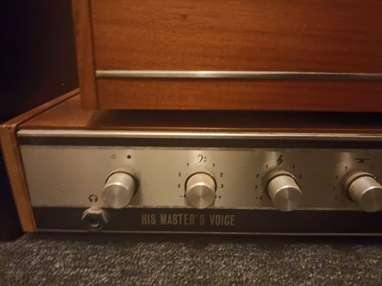 Vintage HIFI system Record player by Lenco Amp/Tuner Ferguson, Speakers by Hitachi.