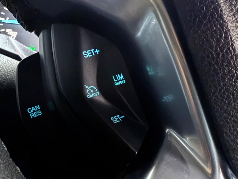 2014 Ford Transit Custom 2.2 TDCi 290 Sport L1 H1 5dr PANEL VAN Diesel Manual