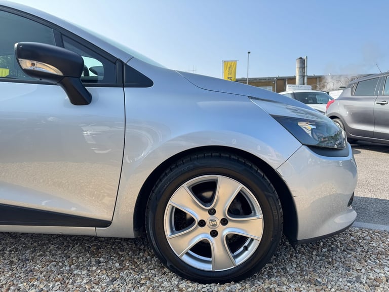 2014 Renault Clio 0.9 TCE 90 Expression+ Energy 5dr HATCHBACK Petrol Manual